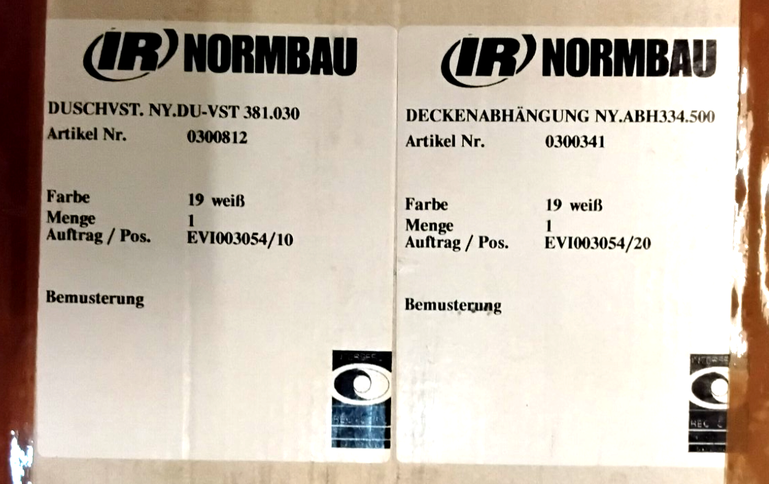 Normbau Duschvorhangstange mit Deckenabhängung Weiß Neu5