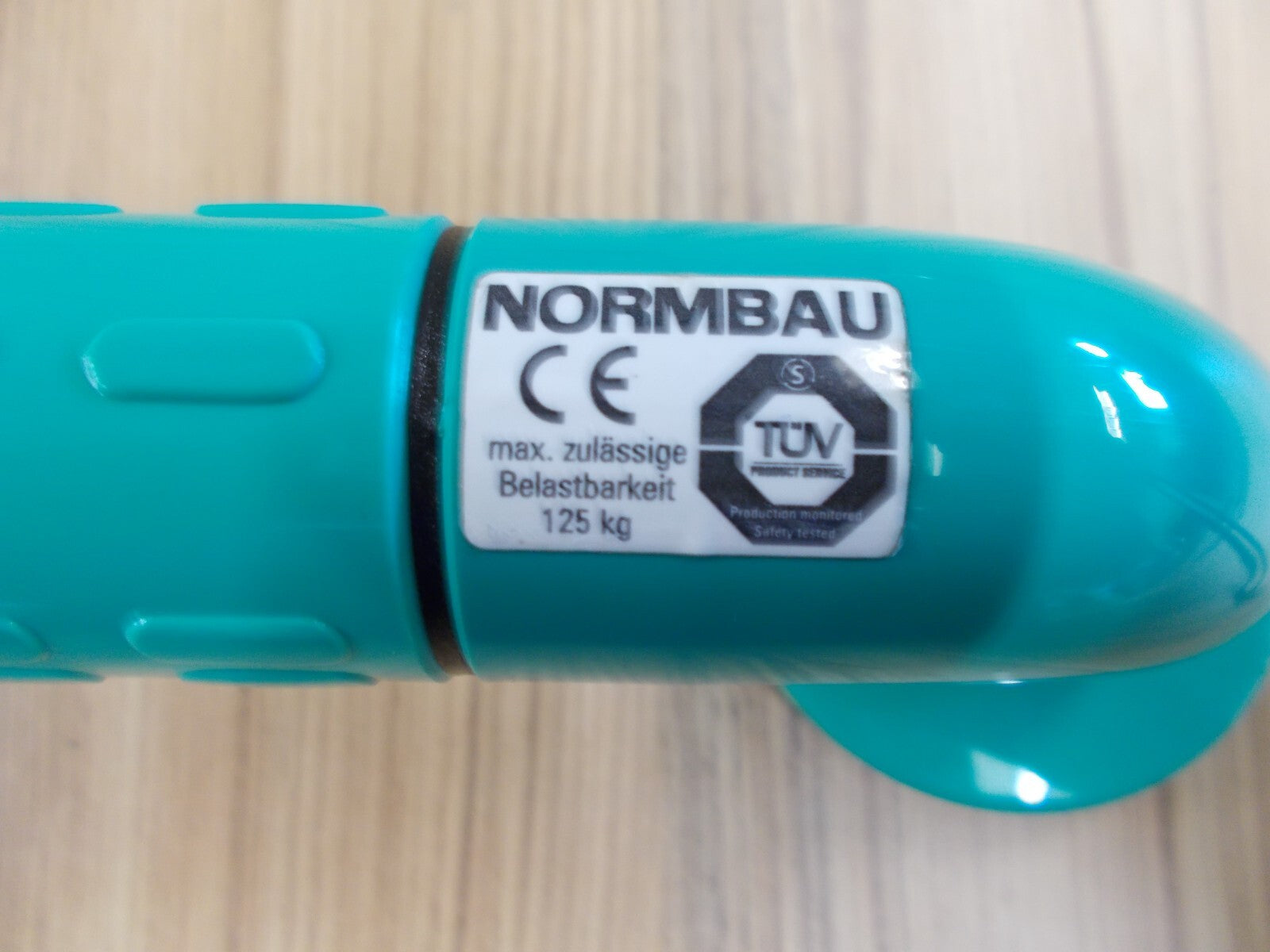 Normbau Nylon Line Barrierefreies Badezimmer-Set in Mintgrün11