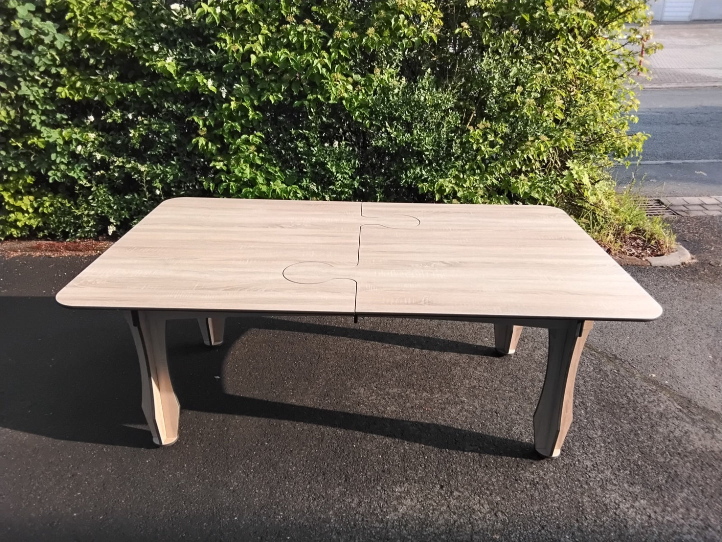 Garten Terrassen Balkon Ess-Tisch aus HPL Wetterfest 1200 x 2000 mm Holzdekor