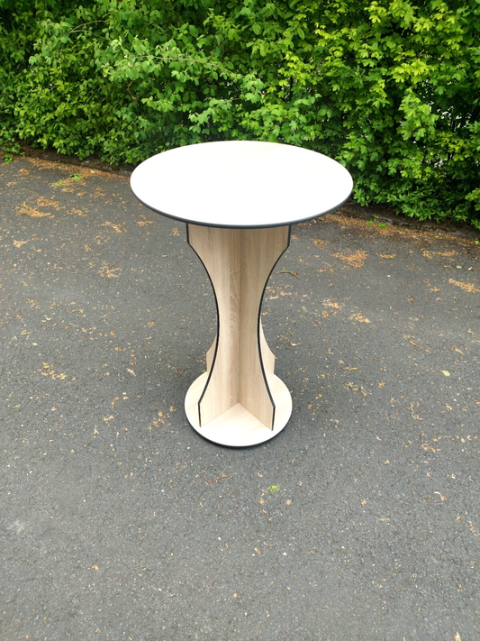 Garten Terrassen Balkon Bistro-Tisch aus HPL Wetterfest Rund 700 x 1100 mm