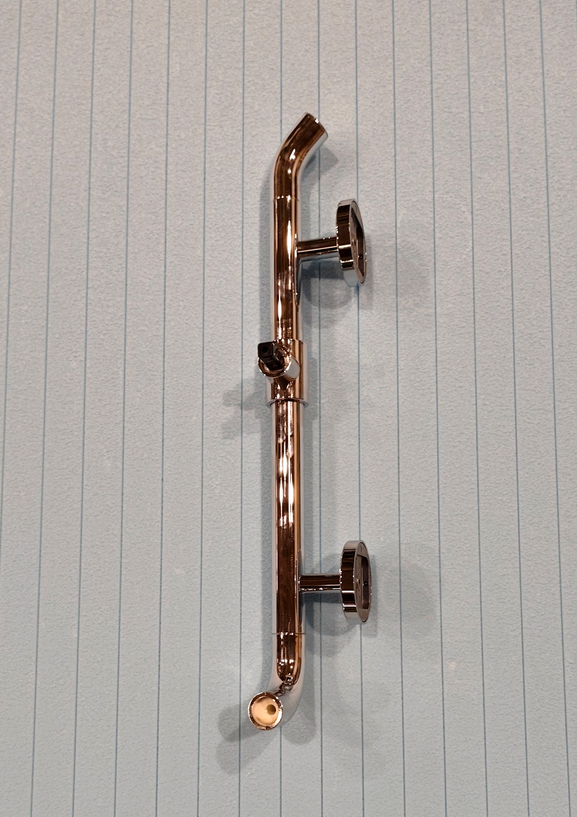 HEWI Duschhandlauf mit verschiebbarer Brausehalterstange WARM TOUCH4
