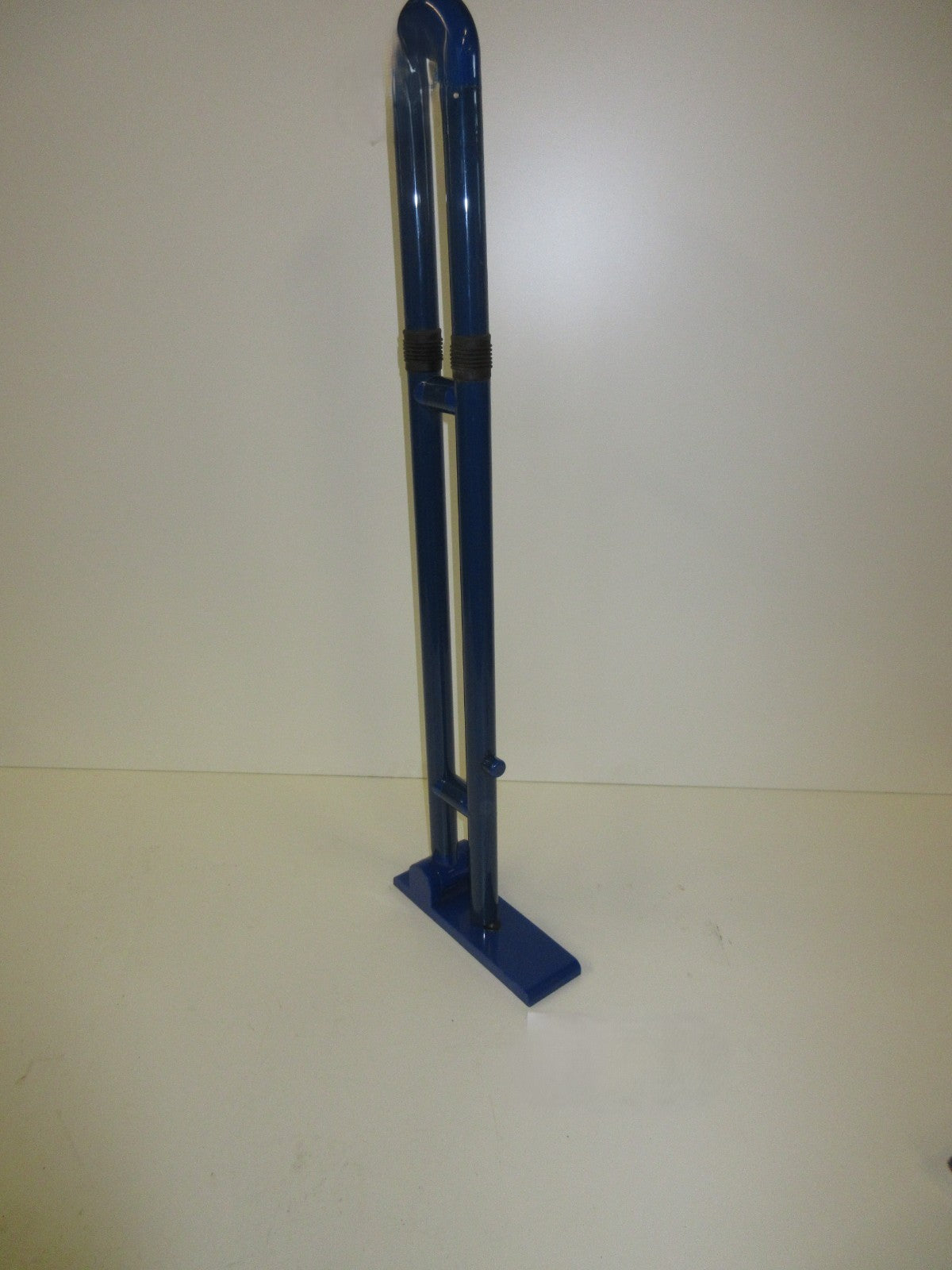 Stützklappgriff aus Polyamid blau1
