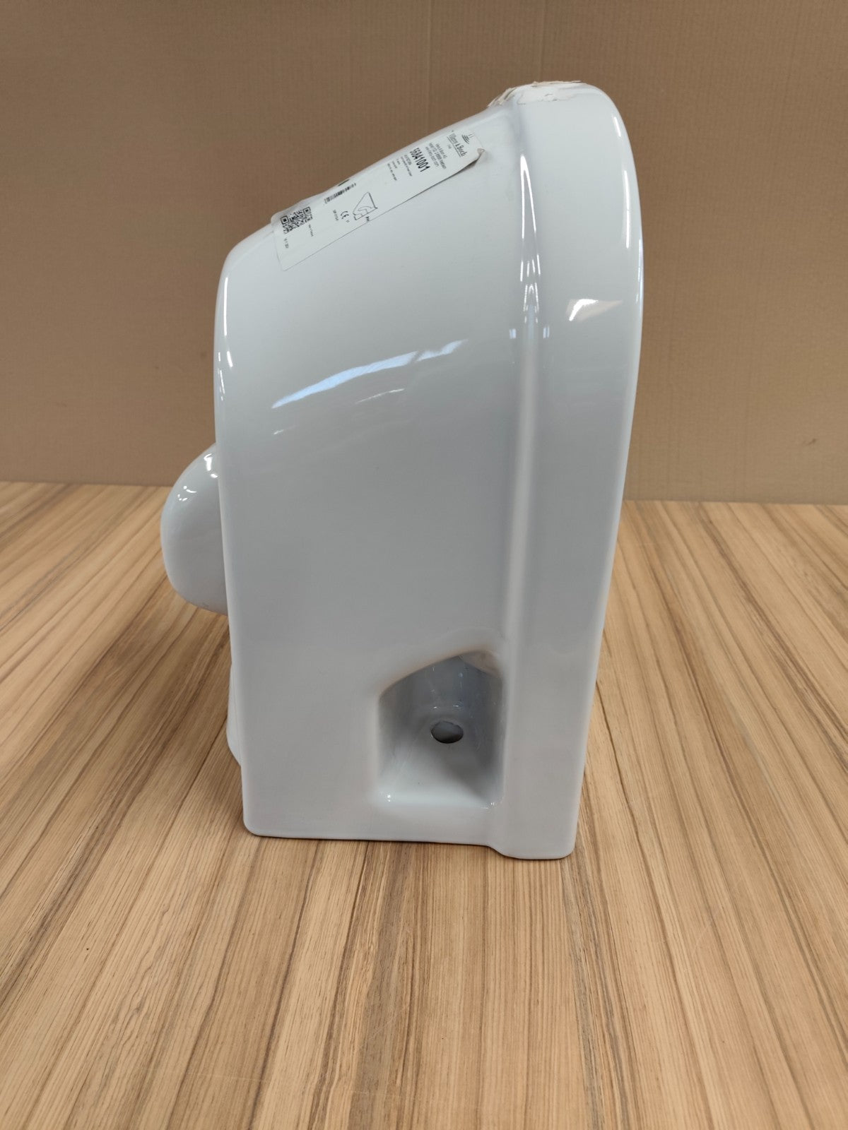 Villeroy & Boch Omnia Acitectura WC 56841001 mit Schallschutzset3