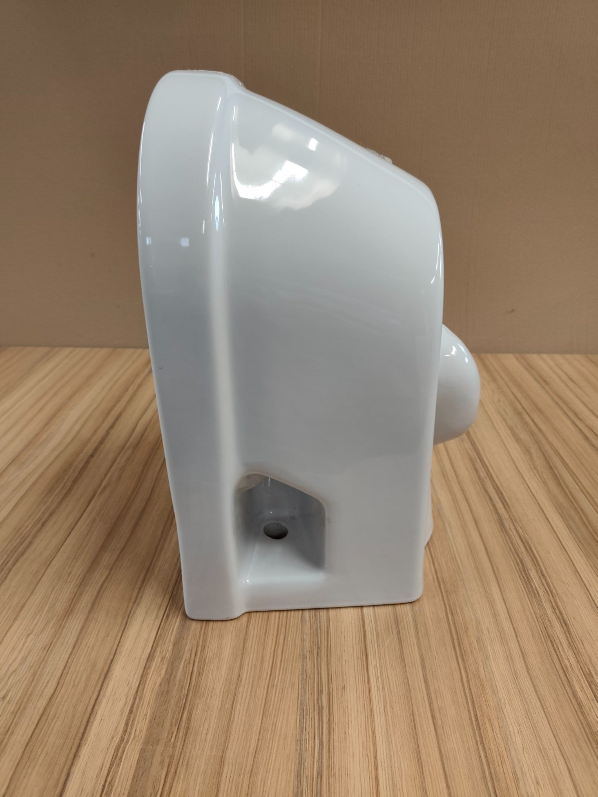 Villeroy & Boch Omnia Acitectura WC 56841001 mit Schallschutzset1