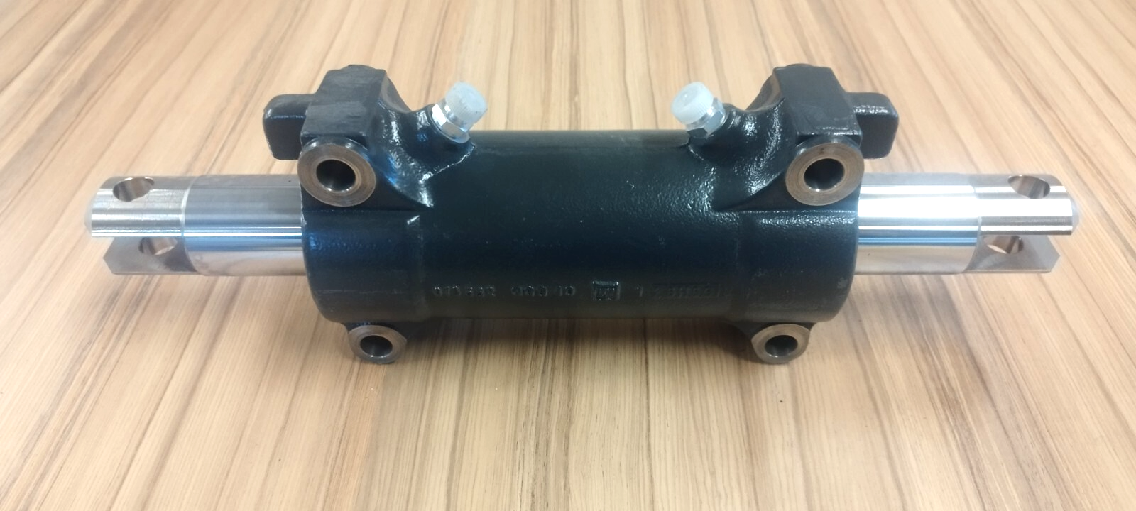 LINDE 3025404222 Zylinderbaugruppe / LINDE Lenkzylinder1
