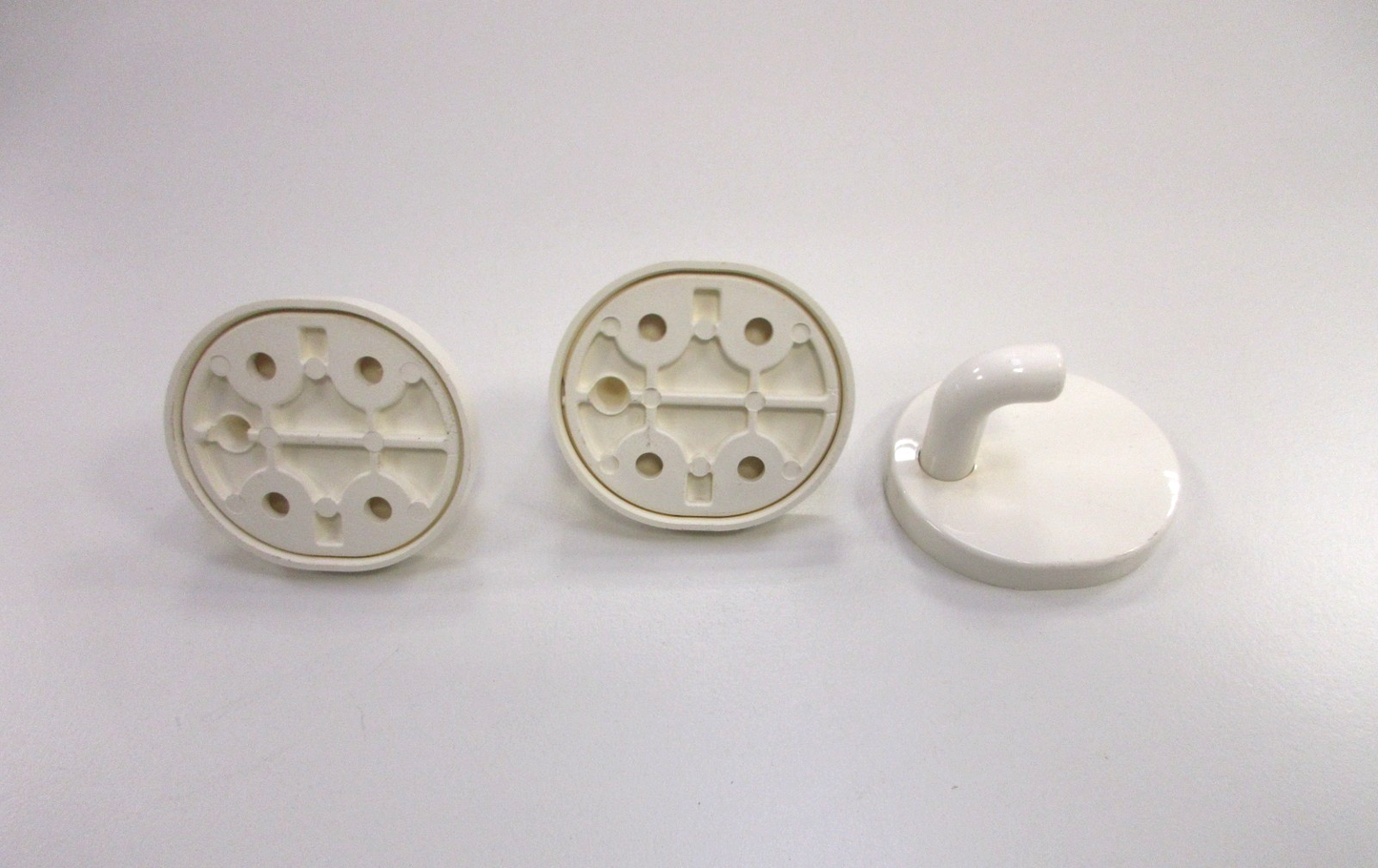 NORMBAU Handtuchhaken 3er Set weiß2
