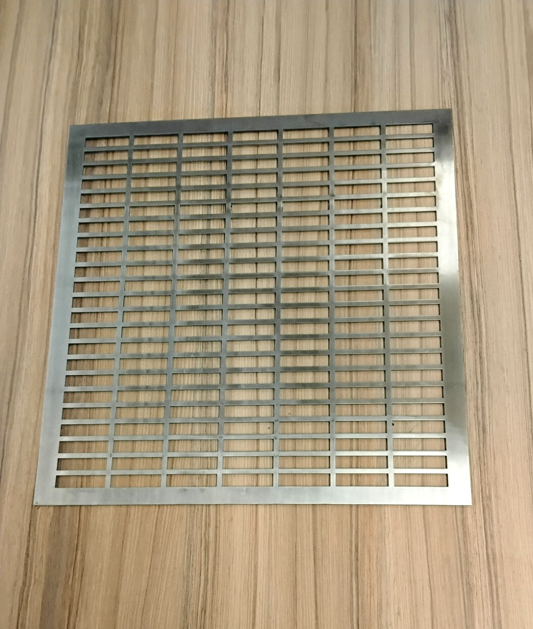 Edelstahl Lüftungsgitter 420 mm x 420 mm x 2 mm0