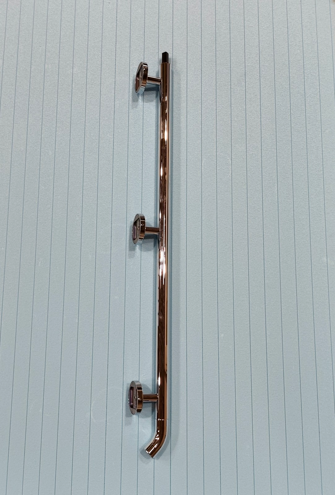 HEWI Duschhandlauf mit verschiebbarer Brausehalterstange WARM TOUCH6