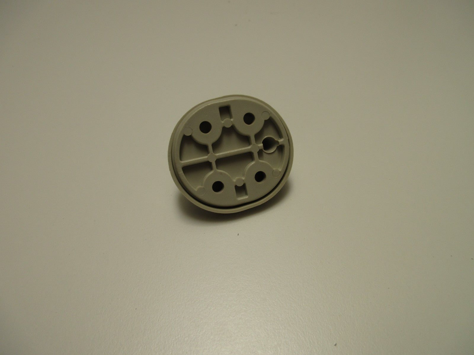 Normbau Wandhaken Taupe  ø 52 mm3
