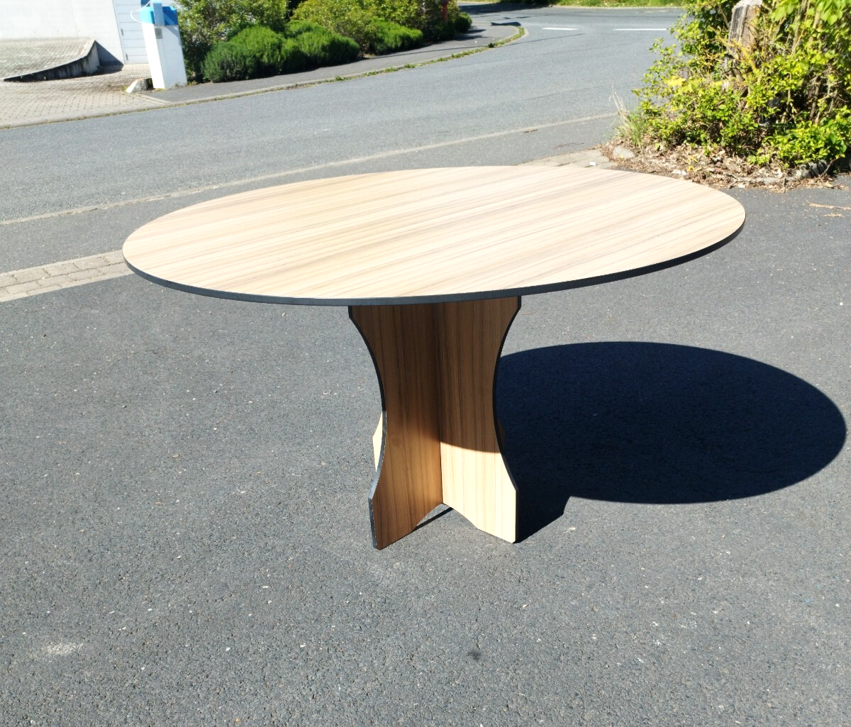 Garten Terrassen Balkon Ess-Tisch aus HPL Wetterfest  1300 mm Rund Holzdekor5