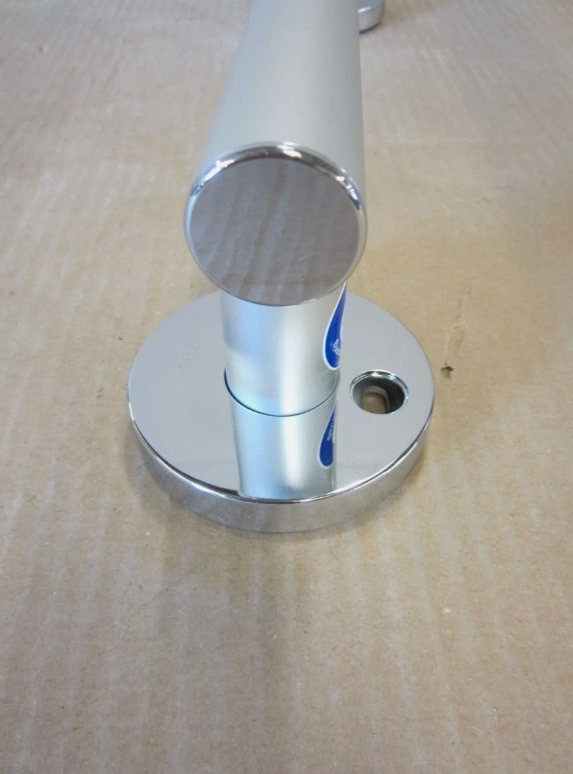 Keuco Winkelgriff  links 34907 170402     135° Silber-Eloxiert 280x420mm1