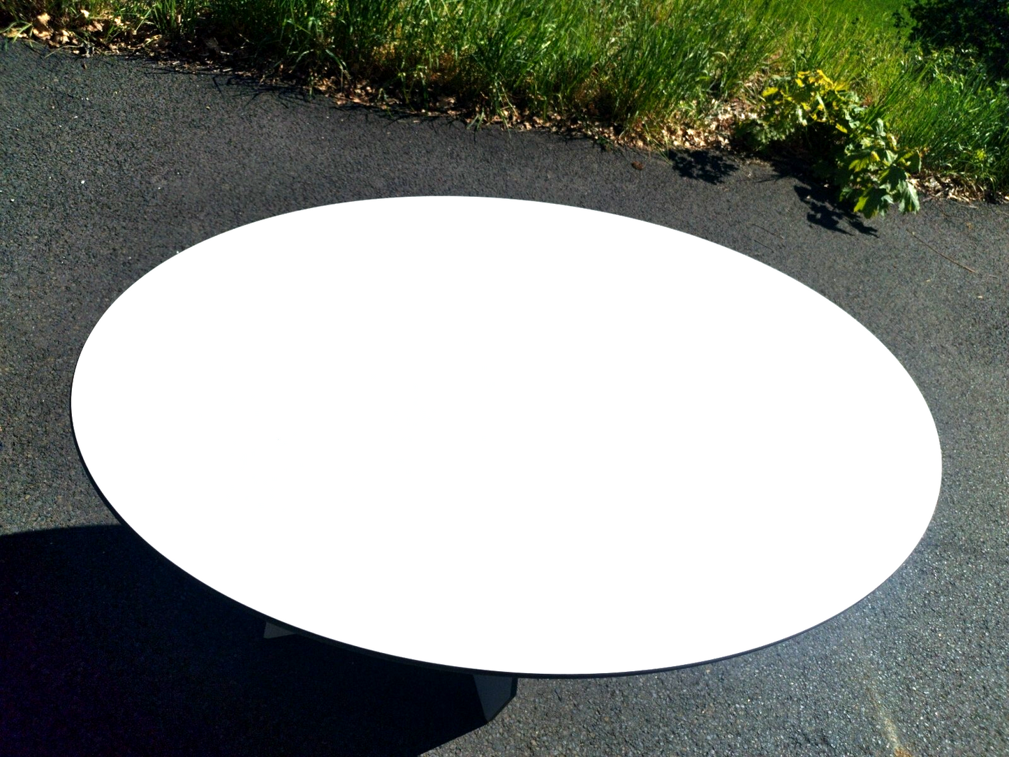 Garten Terrassen Balkon Ess-Tisch aus HPL Wetterfest Oval 1300 x 800 mm