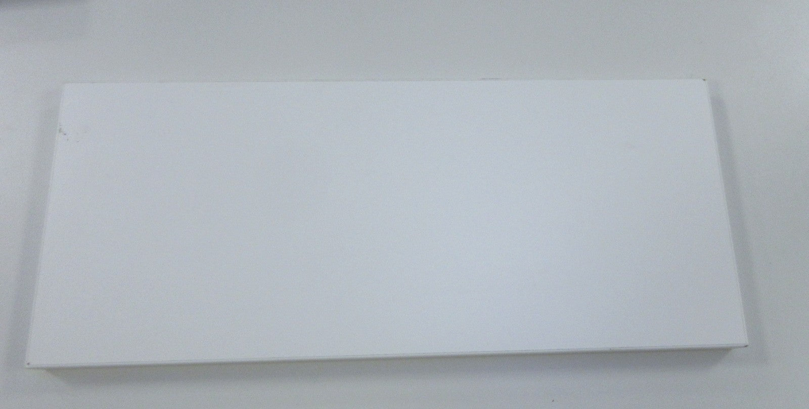Spanplatte weiß mit ABS Kante B-Ware leichte Abplatzungen 19 mm 40 x 16 cm0
