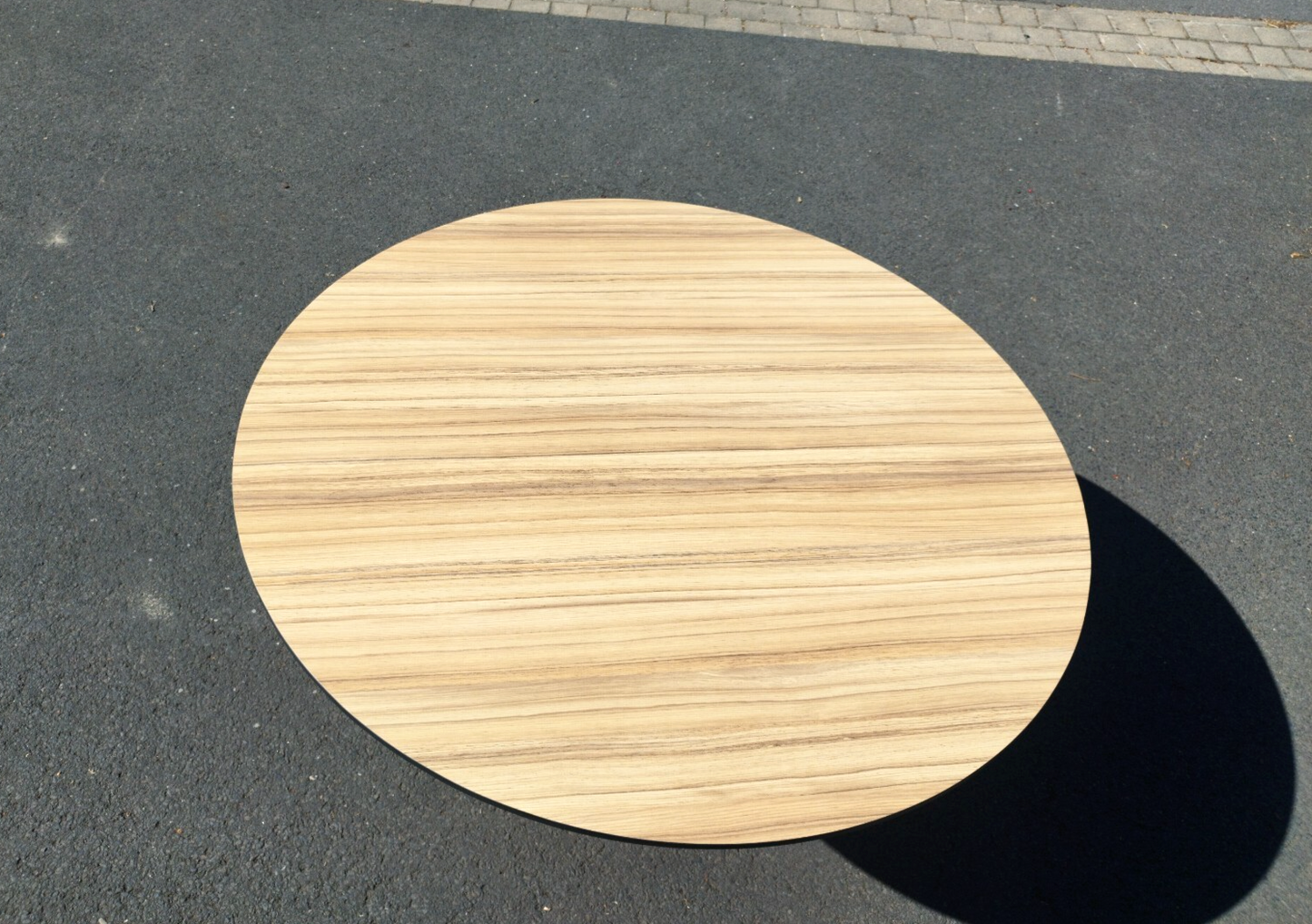 Garten Terrassen Balkon Ess-Tisch aus HPL Wetterfest  1300 mm Rund Holzdekor3